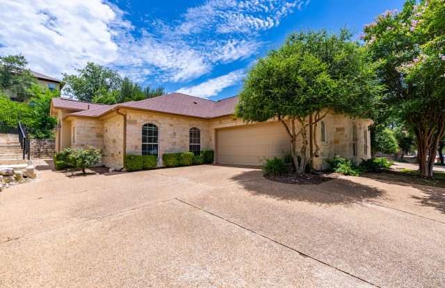 Luxury Living: Stunning 2-Bed Townhome in Lakeway - Your Dream Home Awaits! Schedule Your Tour Today! Gallery 4