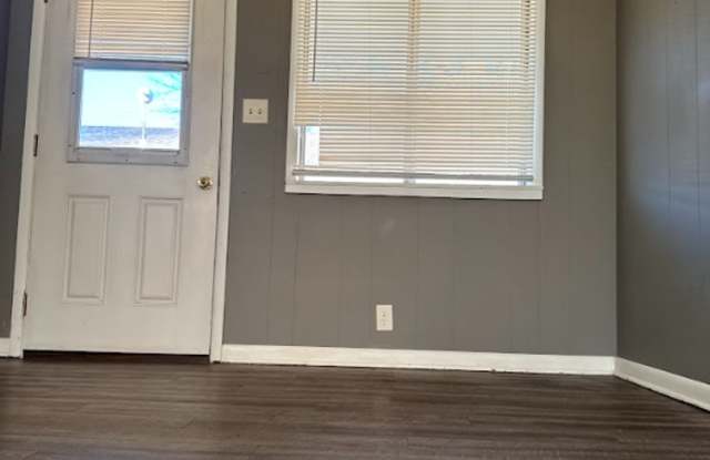 1 Bed 1 Bath Apartment | Flexible Lease Terms | Stockton, MO Gallery 4