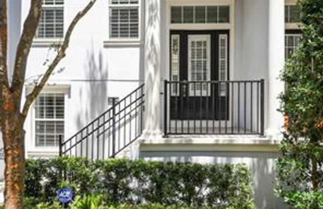 Baldwin Park three story townhome Gallery 1