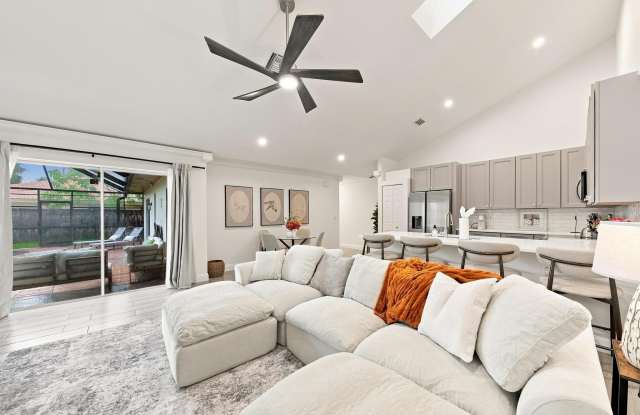 1343 Periwinkle Place Gallery 3