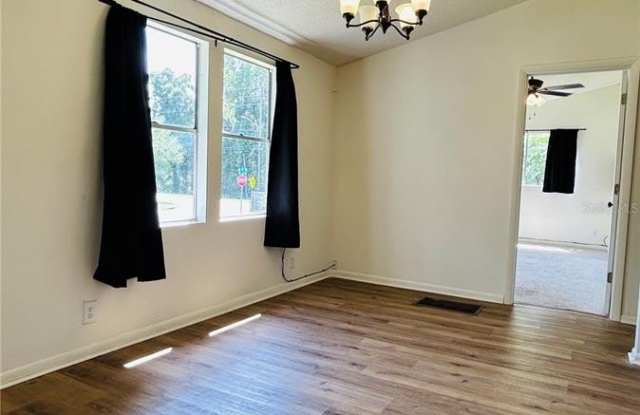 1510 SE 35TH Avenue Gallery 3