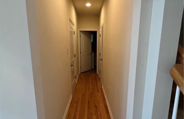 965 Eagle Place Gallery 3