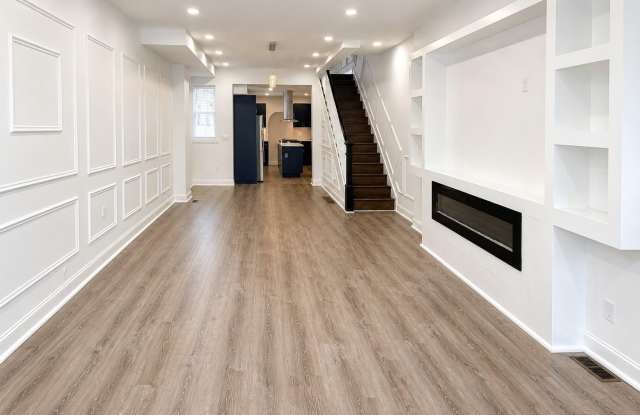 911 S 8TH Street Gallery 3