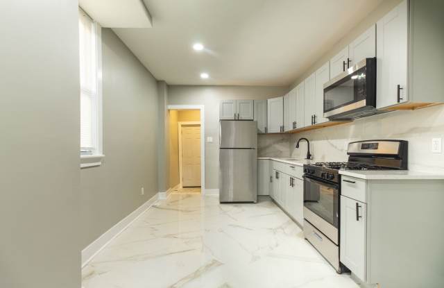 Spacious 3-Bedroom Single-Family Row Home With Modern Upgrades! - 912 South 8th Street, Camden, NJ 08103