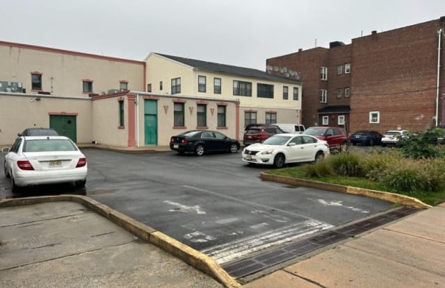 555 Central Ave - 555 Central Avenue, Essex County, NJ 07050