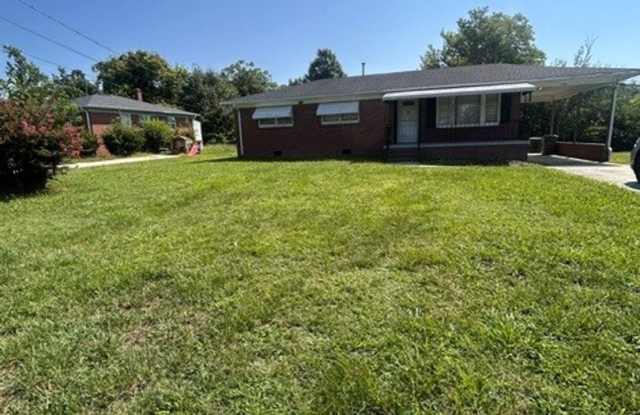 READY TO MOVE IN !! *** $200 OFF FIRST FULL MONTH RENT*** Gallery 3