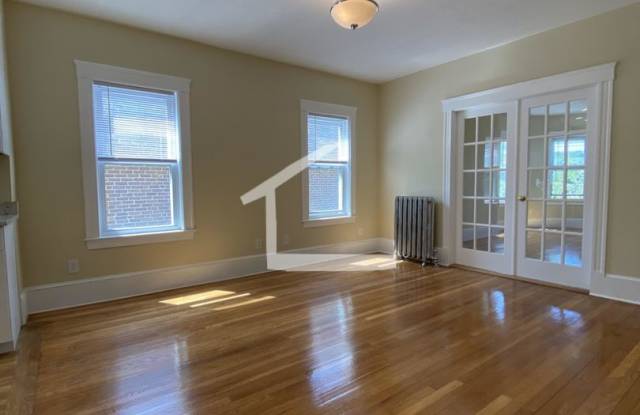305 Tappan St #3C Brookline MA 02445 - 305 Tappan Street, Brookline, MA 02445