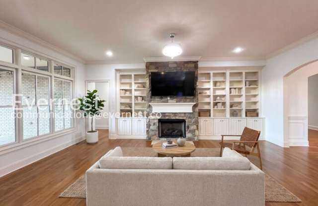 1801 Morgan Farms Way Gallery 2