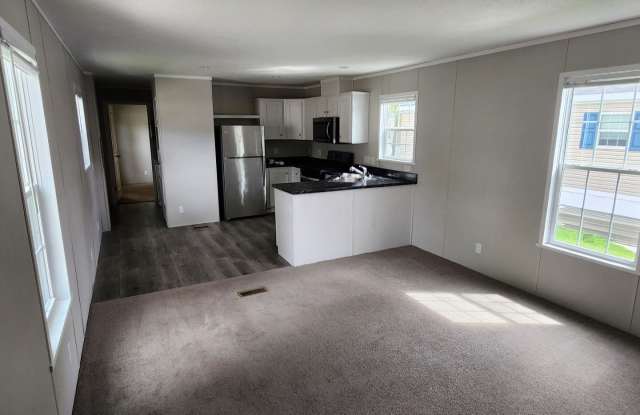 2467 Eight Mile Road - 2467 8 Mile Road, Bay County, MI 48631