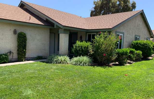 2 Bed / 2 Bath - Brentwood Model Available Gallery 3