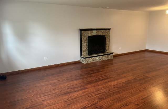 1202 Iroquois Lane Gallery 3