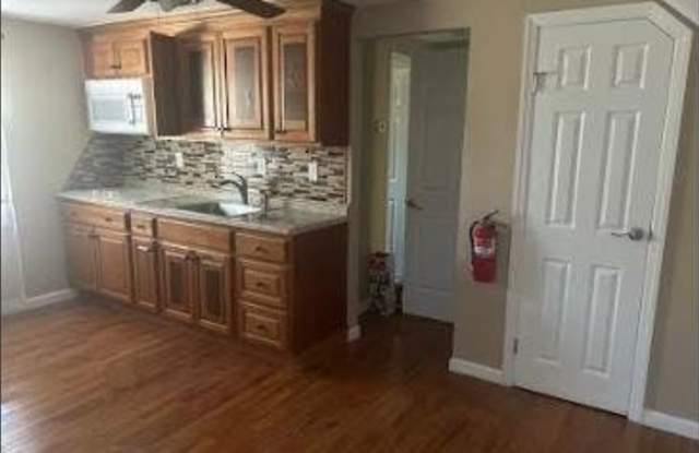 117 Roosevelt Avenue photos photos