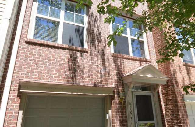 43073 AUTUMNWOOD SQUARE - 43073 Autumnwood Square, Broadlands, VA 20148