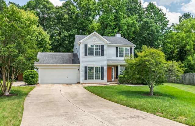 Charming 3-Bedroom Rental in Sunset Hills – Cul-de-Sac Lot with Scenic Backyard! - 508 Thorncrest Drive, Apex, NC 27539 Charming 3-Bedroom Rental in Sunset Hills – Cul-de-Sac Lot with Scenic Backyard! - 508 Thorncrest Drive, Apex, NC 27539