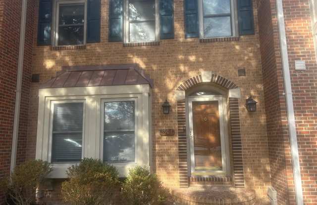 3904 GREEN LOOK Court - 3904 Green Look Court, Fair Oaks, VA 22033