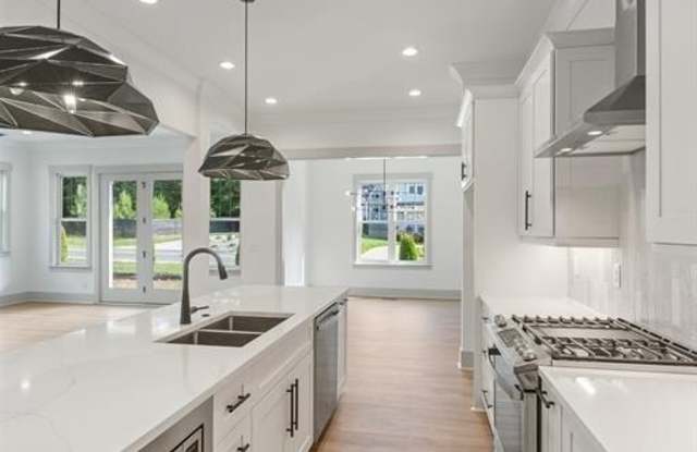 1529 Beckwith Place Gallery 3