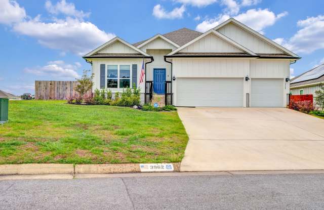 3962 Whitetail Lane Gallery 1