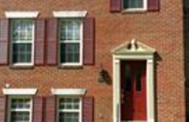 7020 BRADDOCK MEWS PLACE - 7020 Braddock Mews Place, Springfield, VA 22151