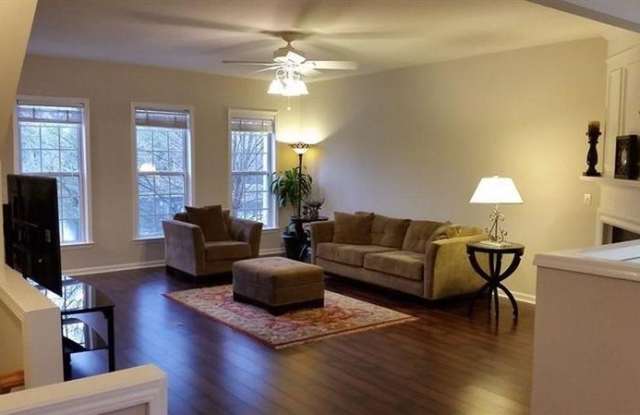3423 Lathenview Court Gallery 3