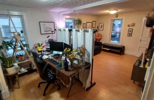 74 Lafountain St Gallery 1