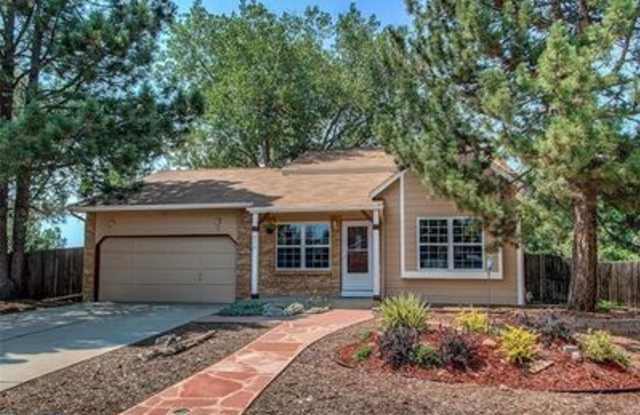 8715 Aspen Ct Gallery 2