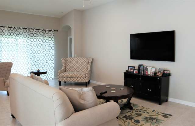 34023 Pickford Ct Gallery 3