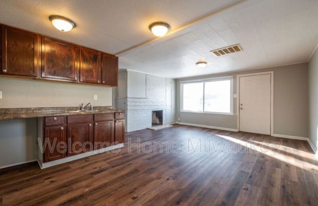 6078 N 39th Street - 6078 North 39th Street, Milwaukee, WI 53209