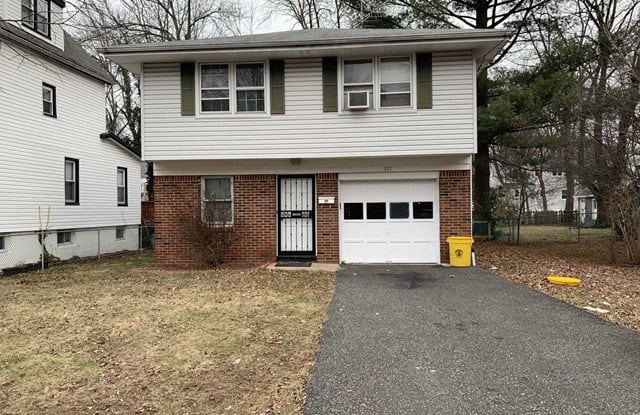 577 Kenwood Place - 577 Kenwood Place, Bergen County, NJ 07666