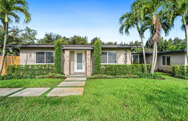 217 E Acre Dr Gallery 1