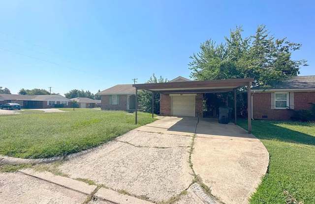 3200 NW 37th St photos photos