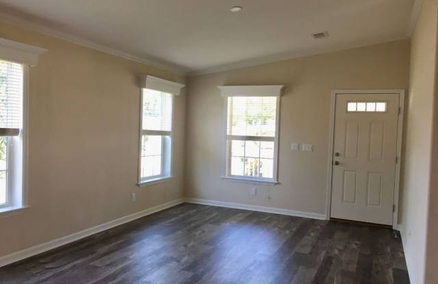 146 Highland Drive Gallery 3
