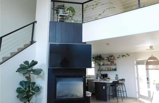 267 Cascading Street Gallery 4