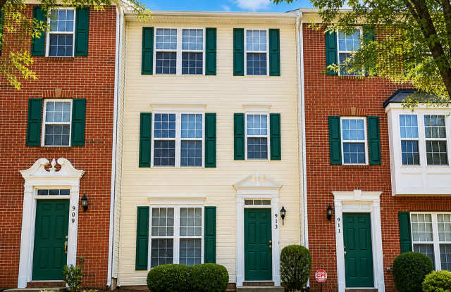 913 Tiger Lane photos photos