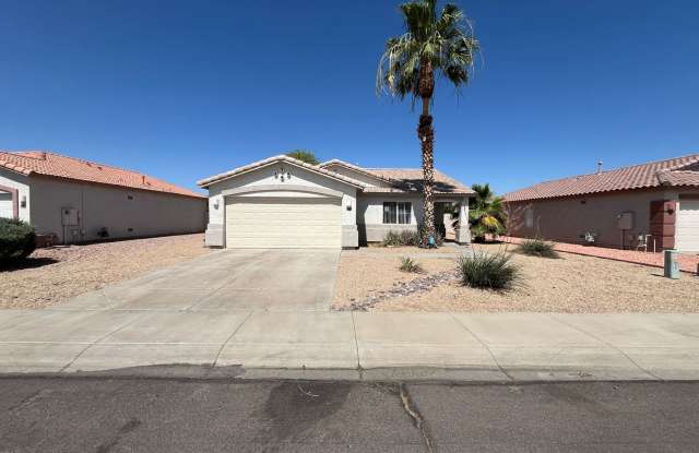 COMING SOON! Spacious 3 Bed 2 Bath Home in Glendale photos photos