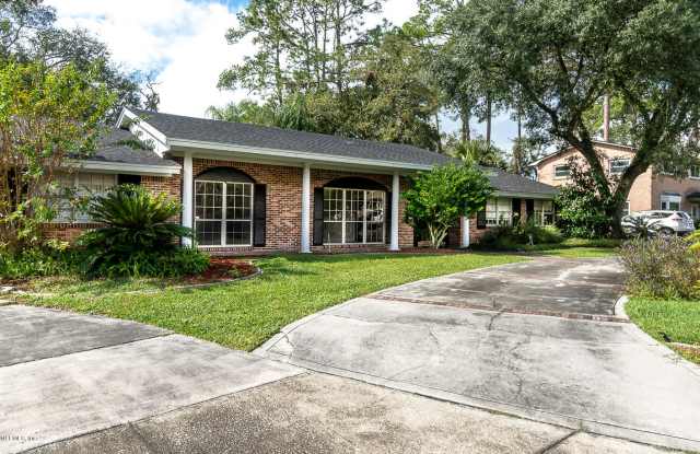 6858 LA LOMA DR Gallery 3