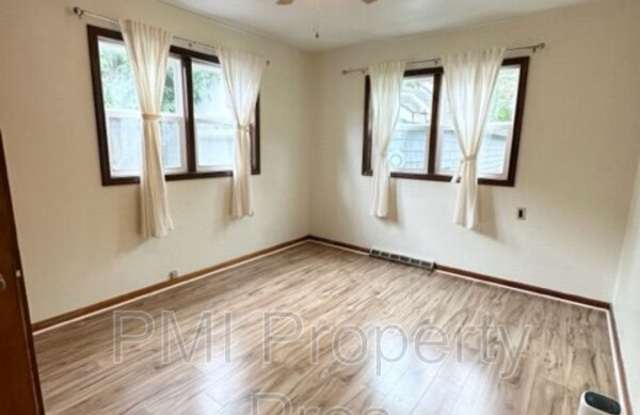8573 N Granville Rd photos photos