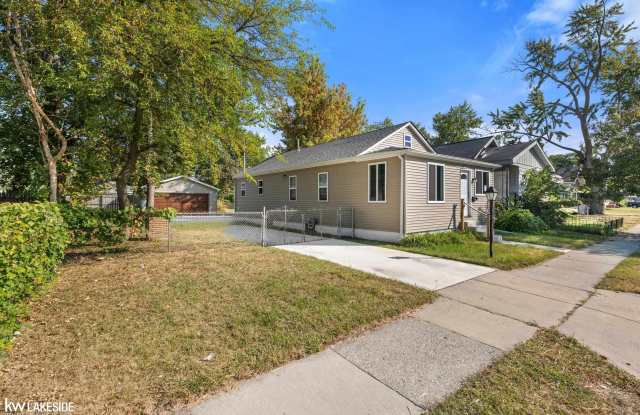 8281 Meadow Avenue Gallery 4