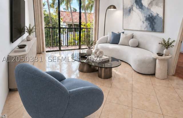 8816 Collins Ave Gallery 1