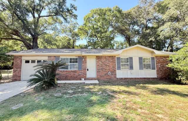 3-Bedroom Home- LVP Throughout photos photos