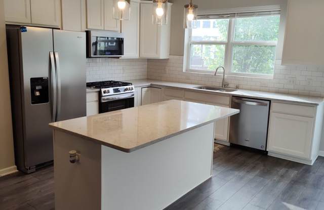 Great 3 bedroom, 2 bathroom townhome photos photos Great 3 bedroom, 2 bathroom townhome photos photos