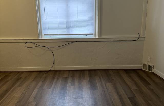 502 E Coolbaugh - 3 photos photos 502 E Coolbaugh - 3 photos photos