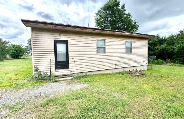 Savanna- Adorable two bedroom, one bath home. photos photos Savanna- Adorable two bedroom, one bath home. photos photos