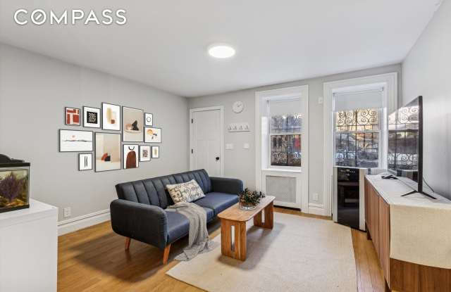 318 West 140th Street photos photos