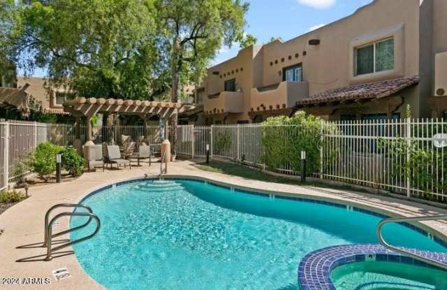 1446 E GROVERS Avenue photos photos