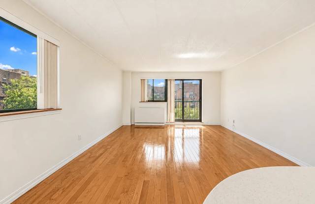 3220 Fairfield Ave Apt 7B Gallery 3