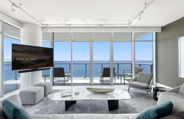 3737 Collins Ave photos photos