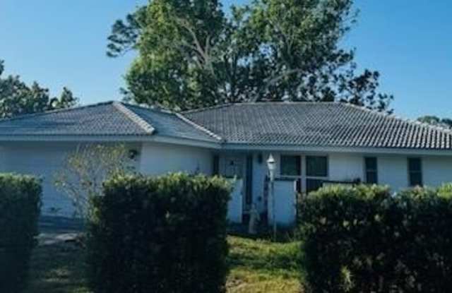 18385 HOTTELET CIRCLE photos photos