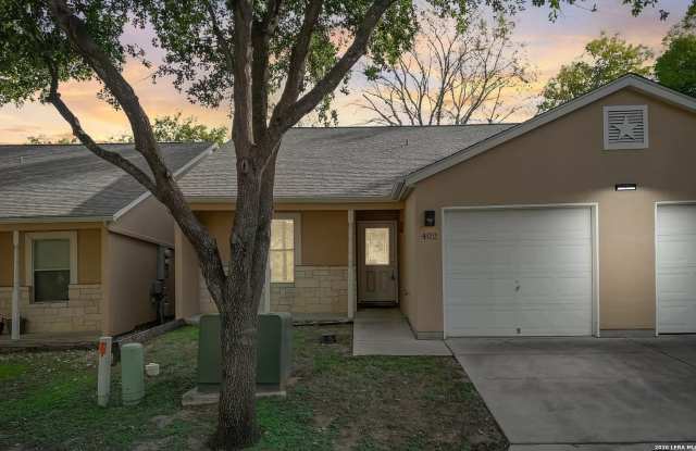 3202 Eisenhauer unit: 402 photos photos