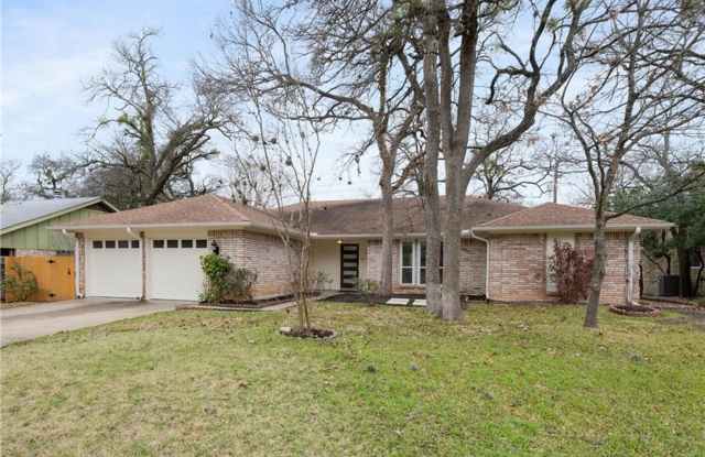 Stunning remodel in Balcones Woods photos photos