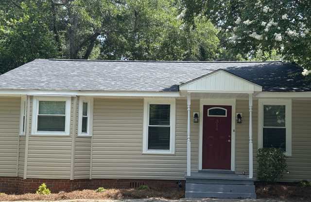 2 Bedroom House in Lexington near Main St photos photos